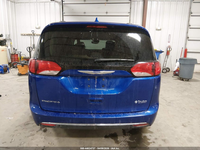 2018 Chrysler Pacifica 3.6 Touring L Plus blue Lot 111044824737 Vin 2C4RC1EG1JR317576