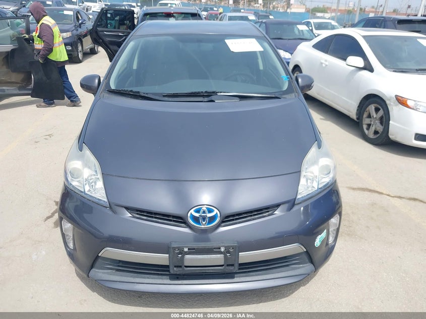 2014 Toyota Prius 1.8 Plug-In grey Lot 111044824746 Vin JTDKN3DP7E3049740