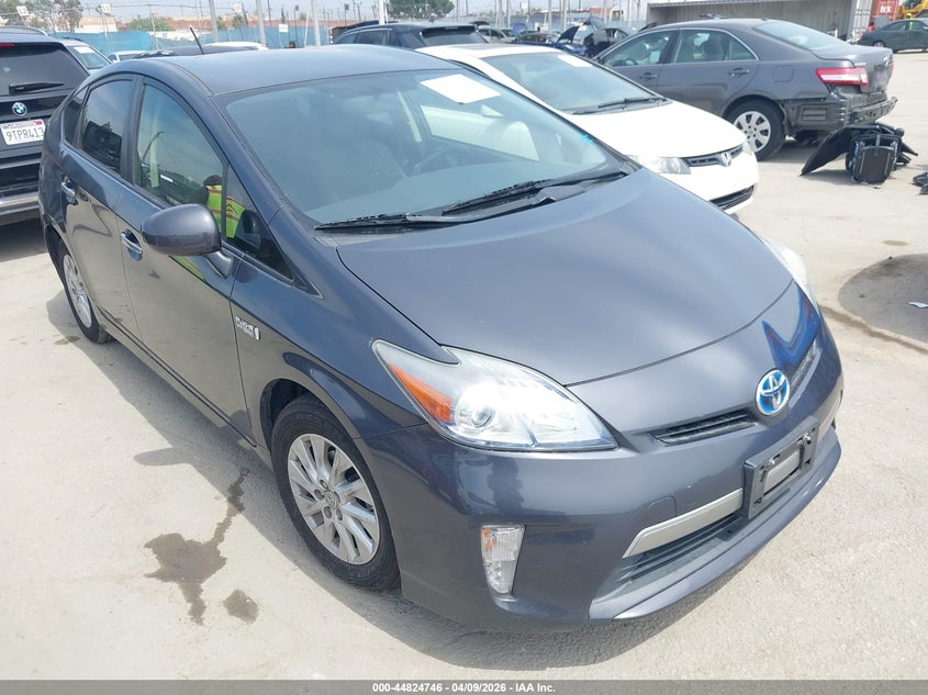 2014 TOYOTA PRIUS PLUG-IN