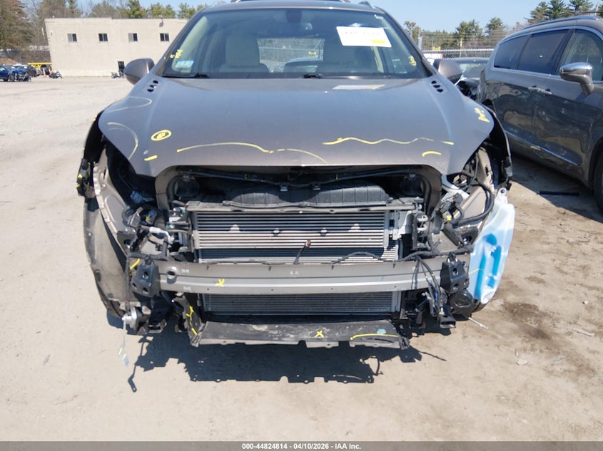 2017 Buick Envision Essence VIN: LRBFXDSA3HD192861 Lot: 44824814