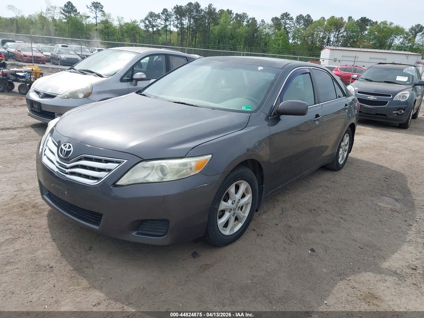 2010 Toyota Camry Le V6