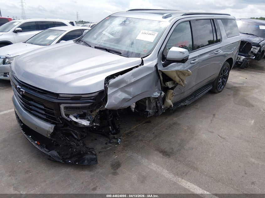 2025 Chevrolet Suburban 4Wd Rst