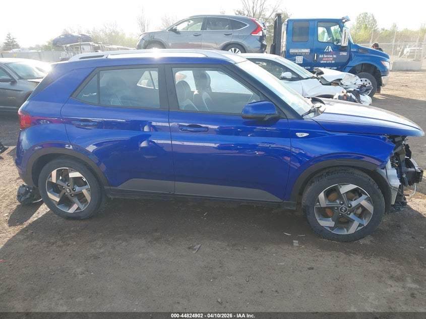 2022 Hyundai Venue Limited VIN: KMHRC8A39NU186803 Lot: 44824902