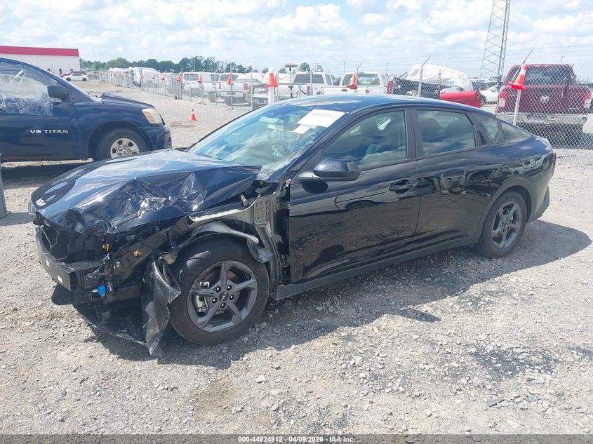 2025 Kia K4 2.0 Lxs black Lot 111044824912 Vin 3KPFT4DE1SE243812
