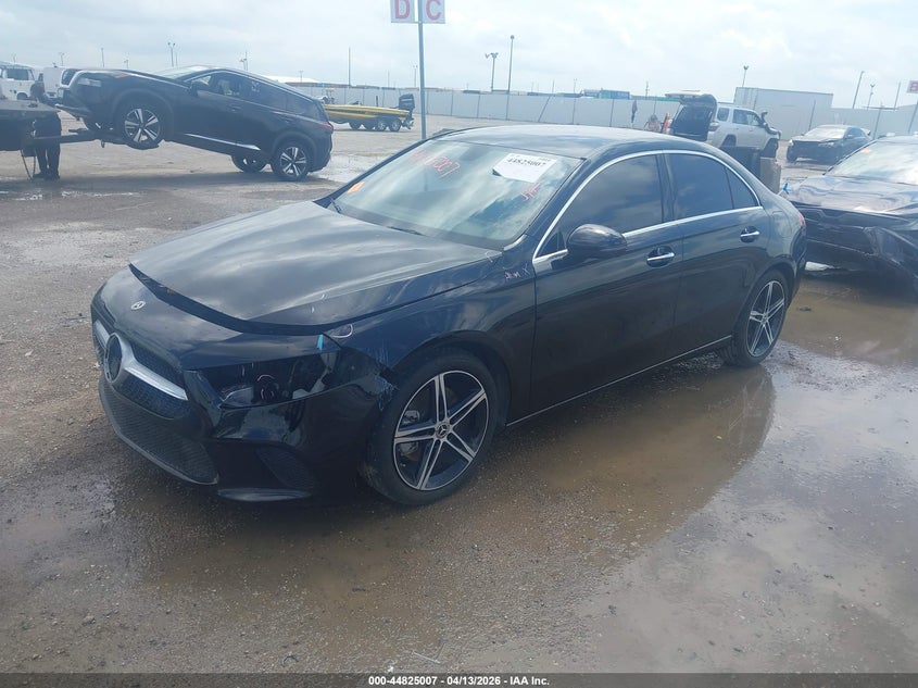 2021 Mercedes-Benz A 220 W1K3G4EB1MJ300601 photo 1