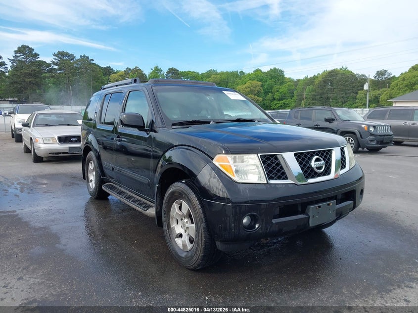 2005 Nissan Pathfinder Se