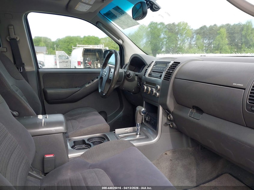 2005 Nissan Pathfinder Se