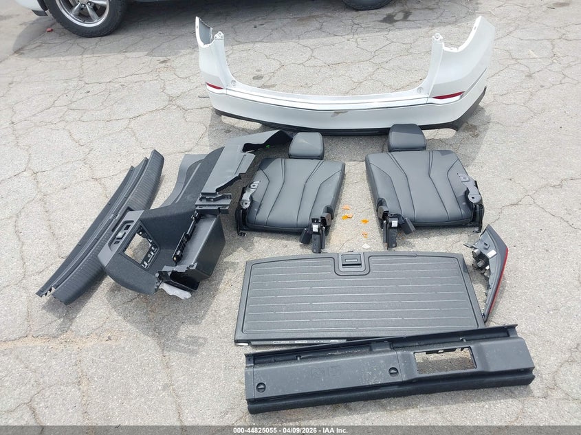 2022 Acura Mdx Standard VIN: 5J8YE1H31NL001786 Lot: 44825055