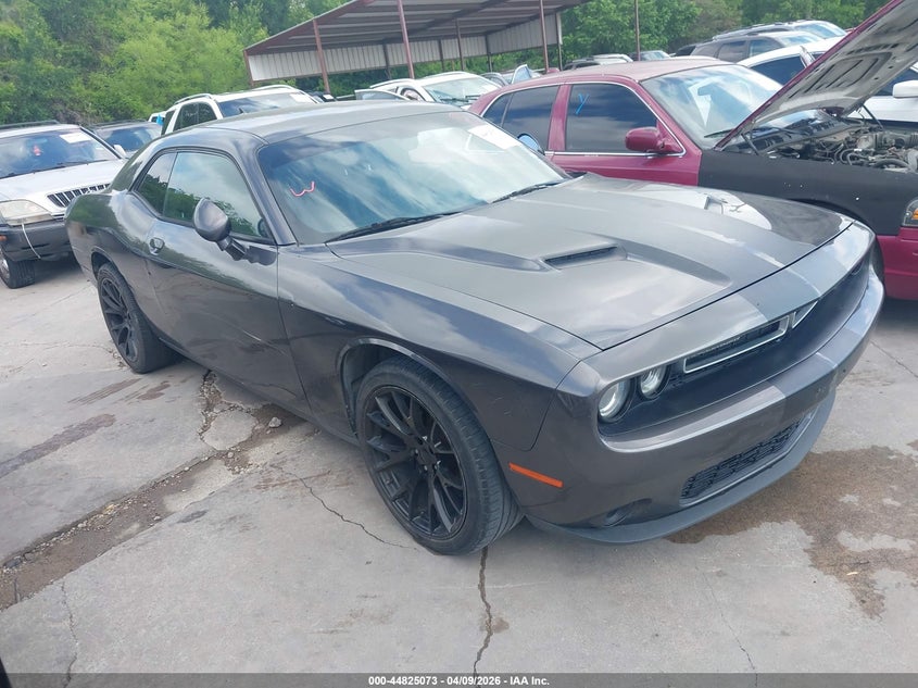 2015 Dodge Challenger Sxt