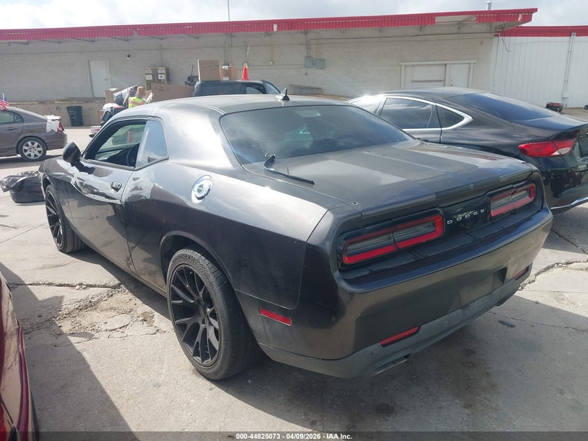 2015 Dodge Challenger Sxt