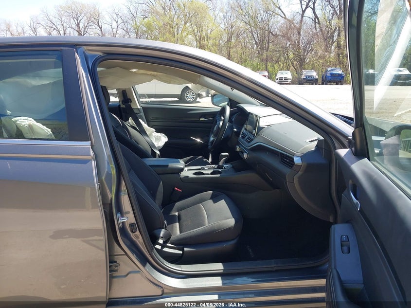 2025 Nissan Altima Sv Fwd