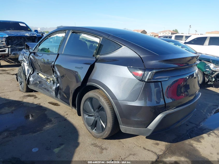 2026 Tesla Model Y Premium Rear-Wheel Drive/Standard Rear-Wheel Drive