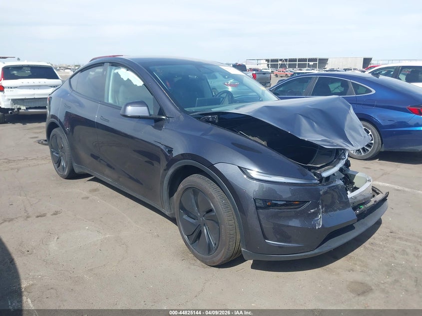 2026 Tesla Model Y Premium Rear-Wheel Drive/Standard Rear-Wheel Drive