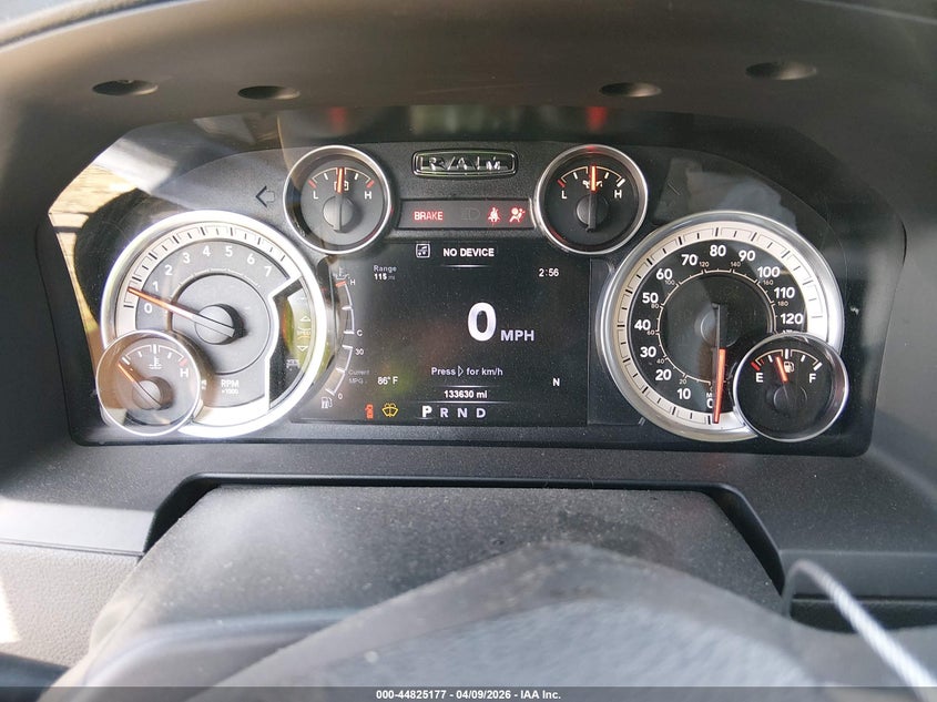 2017 RAM 1500 auction photo 7