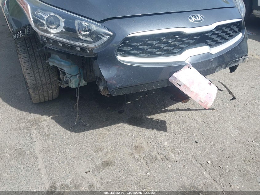 VIN 3KPF24AD4ME349737 2021 KIA FORTE LXS