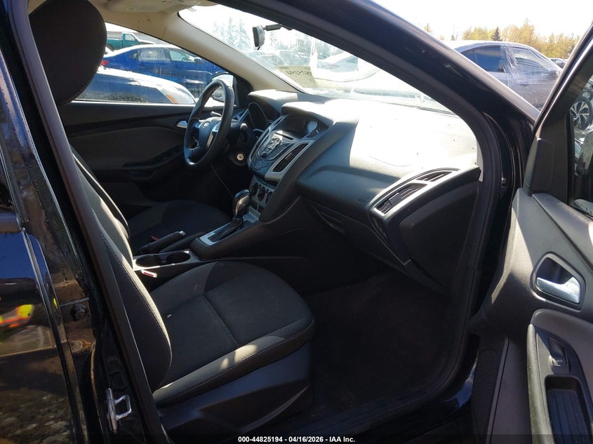1FADP3F26DL289998 2013 Ford Focus 2.0 Se black