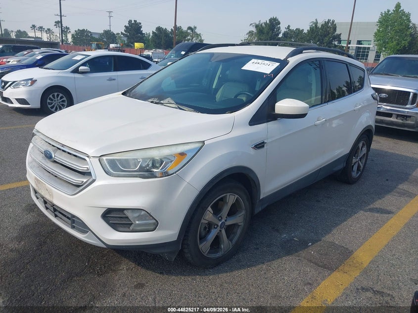 2017 Ford Escape 2.0 Se White Lot 111044825217 Vin 1FMCU0G95HUA80613