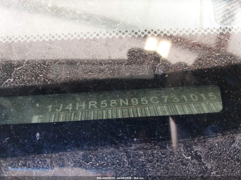 2005 Jeep Grand Cherokee Limited VIN: 1J4HR58N95C731015 Lot: 44825235