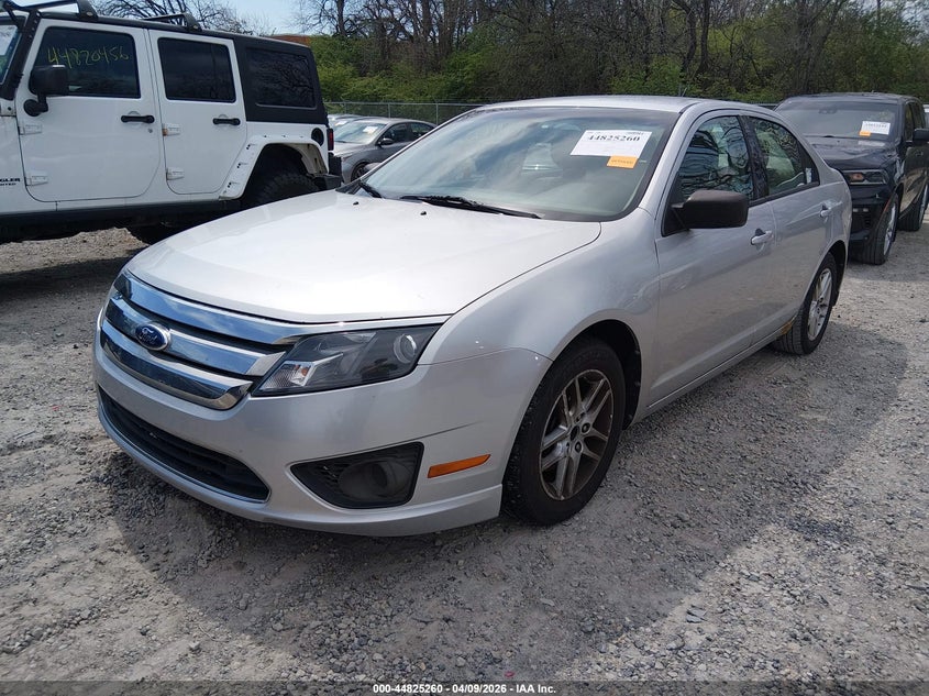 2011 Ford Fusion S