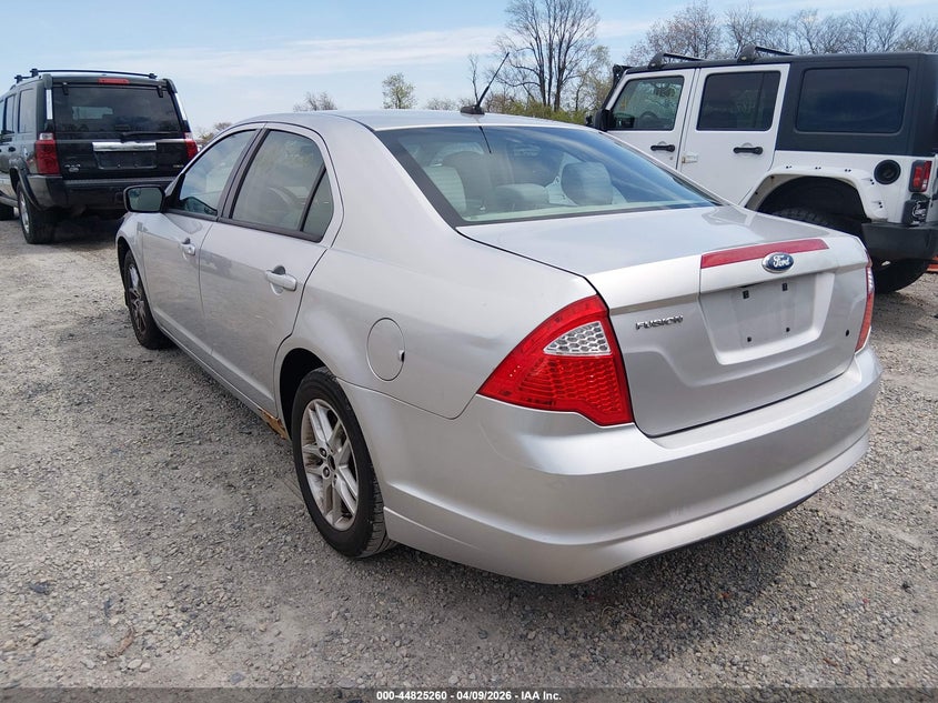 2011 Ford Fusion S