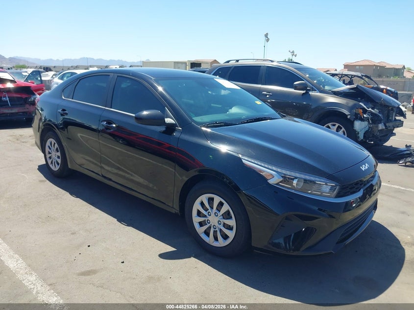 2023 Kia Forte Lx