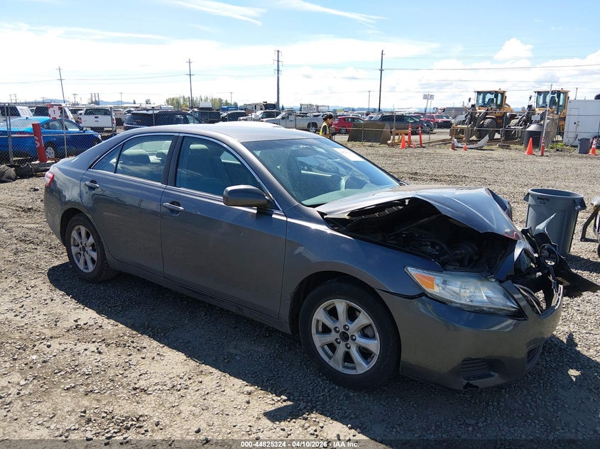 2011 Toyota Camry Le