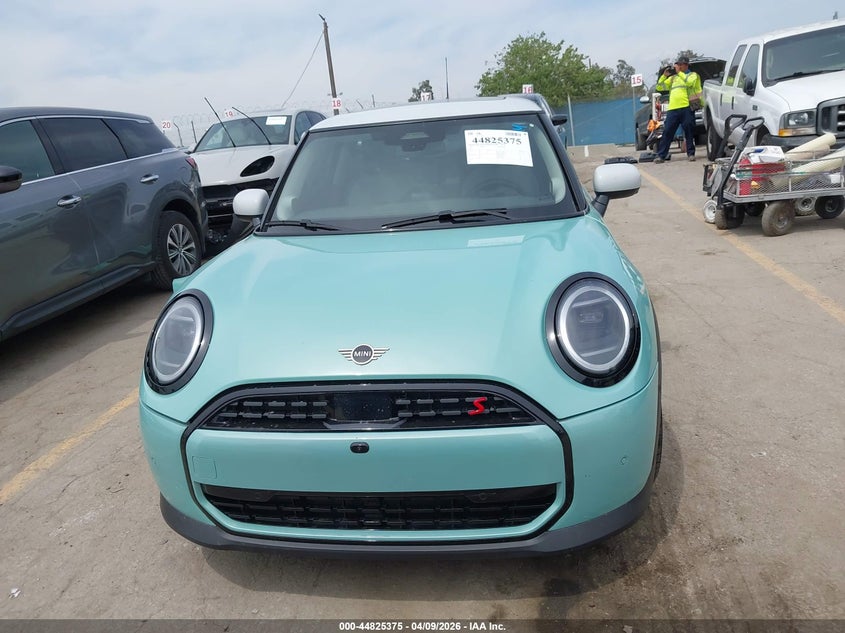 2025 Mini Hardtop Cooper S VIN: WMW23GD01S2W96066 Lot: 44825375