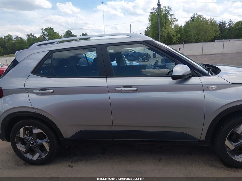 2024 Hyundai Venue Sel VIN: KMHRC8A30RU311340 Lot: 44825385