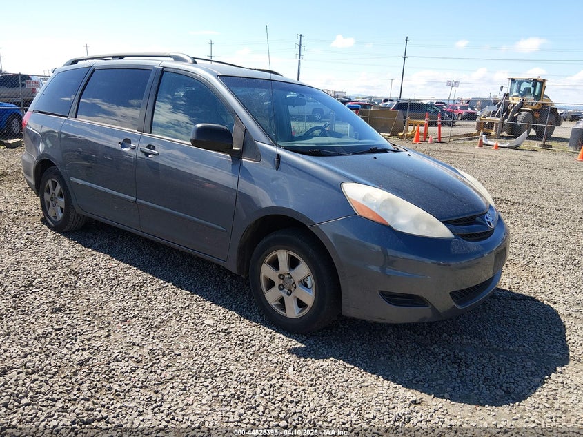2009 Toyota Sienna Le