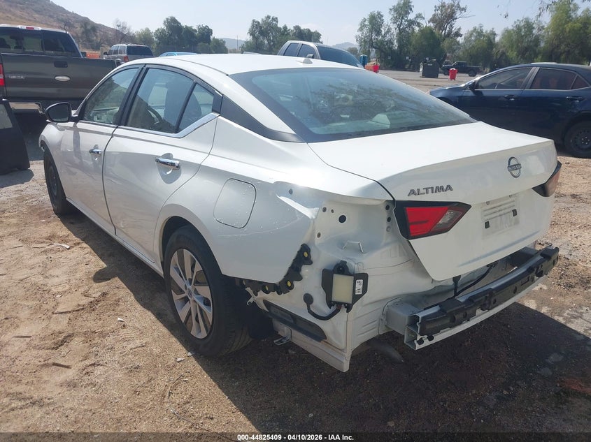2025 Nissan Altima S Fwd