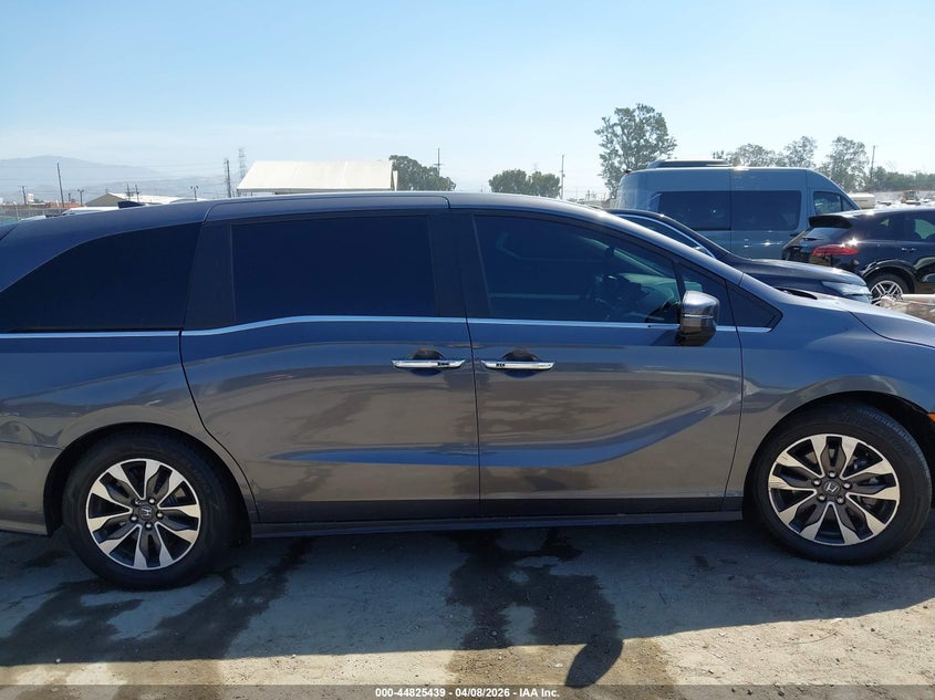 VIN 5FNRL6H62RB049340 2024 HONDA ODYSSEY EXL