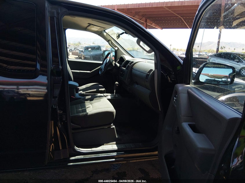 2013 Nissan Frontier S