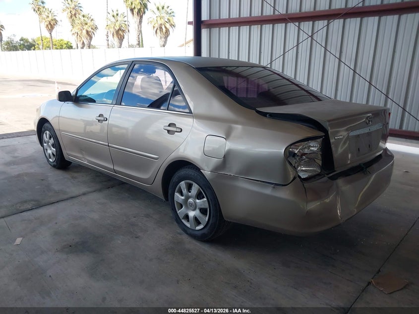 2004 Toyota Camry Le