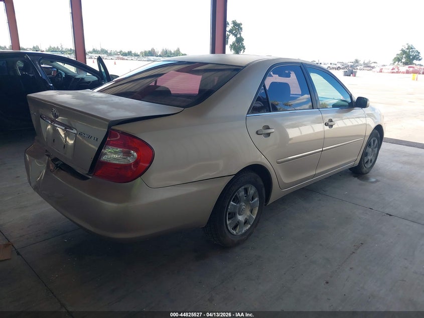 2004 Toyota Camry Le