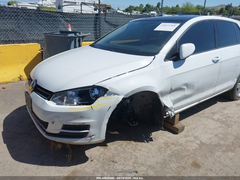 2017 Volkswagen Golf Tsi S 4-Door/Tsi Se 4-Door/Tsi Sel 4-Door/Tsi Wolfsburg Edition 4-Door VIN: 3VW217AU1HM048564 Lot: 44825560