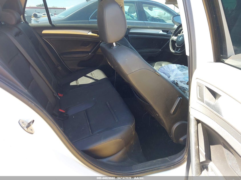 2017 Volkswagen Golf Tsi S 4-Door/Tsi Se 4-Door/Tsi Sel 4-Door/Tsi Wolfsburg Edition 4-Door VIN: 3VW217AU1HM048564 Lot: 44825560