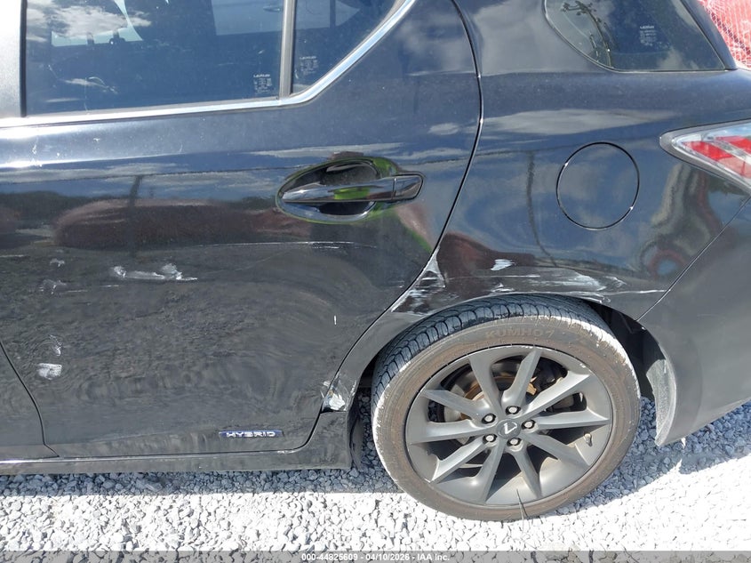 2013 Lexus Ct 200H VIN: JTHKD5BH1D2130732 Lot: 44825609