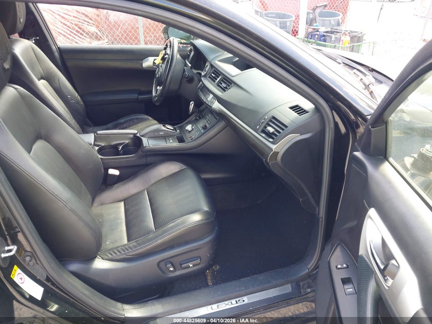 2013 Lexus Ct 200H VIN: JTHKD5BH1D2130732 Lot: 44825609