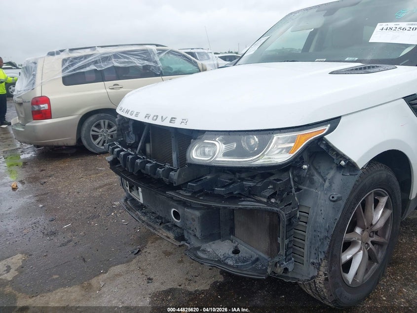 2015 Land Rover Range Rover Sport 3.0L V6 Supercharged Hse/3.0L V6 Supercharged Se VIN: SALWG2VF6FA611371 Lot: 44825620