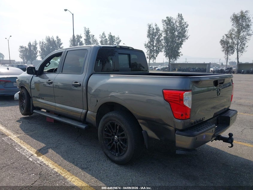 2019 Nissan Titan Sv