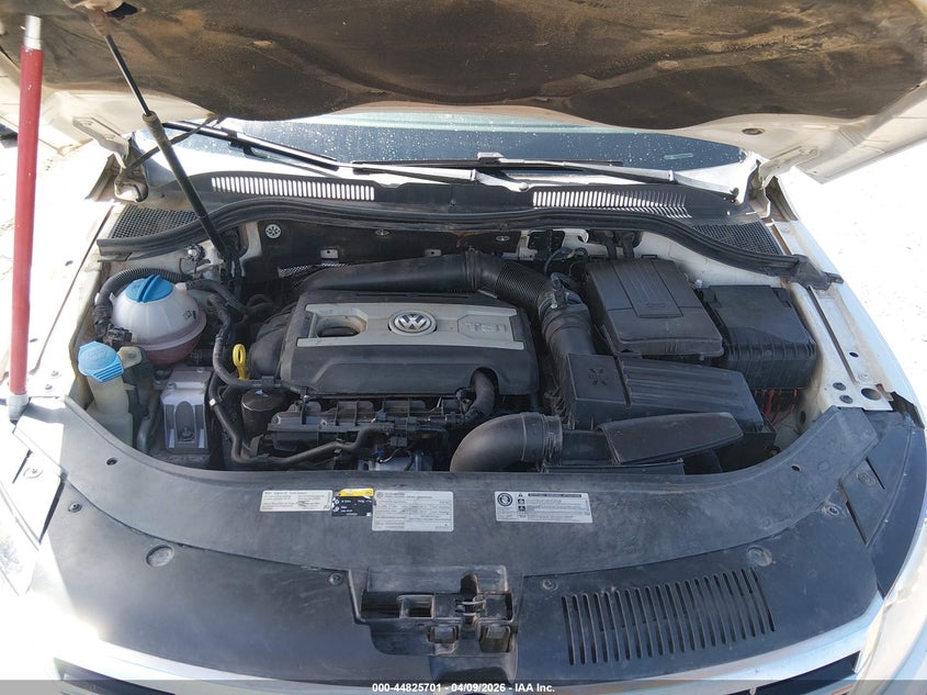 2016 Volkswagen Cc 2.0T Sport VIN: WVWBP7AN4GE502417 Lot: 44825701