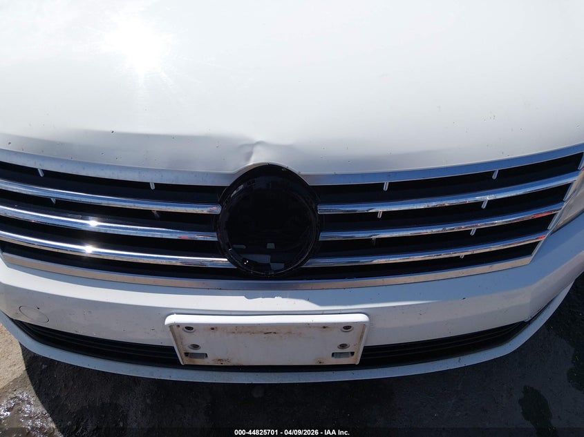 2016 Volkswagen Cc 2.0T Sport VIN: WVWBP7AN4GE502417 Lot: 44825701