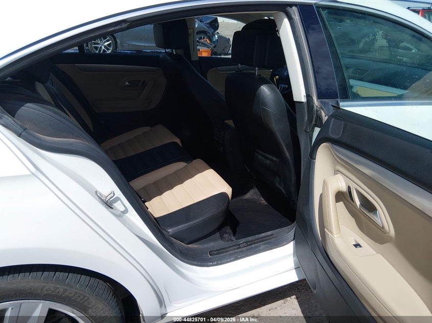 2016 Volkswagen Cc 2.0T Sport VIN: WVWBP7AN4GE502417 Lot: 44825701