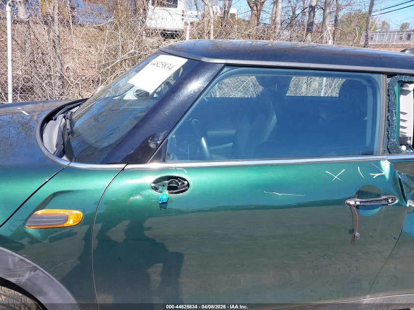 2017 Mini Hardtop Cooper VIN: WMWXP5C36H3C64623 Lot: 44825834