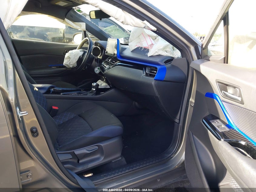 2021 Toyota C-Hr Xle