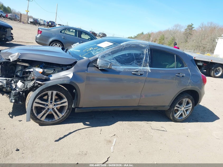 2017 Mercedes-Benz Gla 250 4Matic VIN: WDCTG4GB1HJ353113 Lot: 44825889