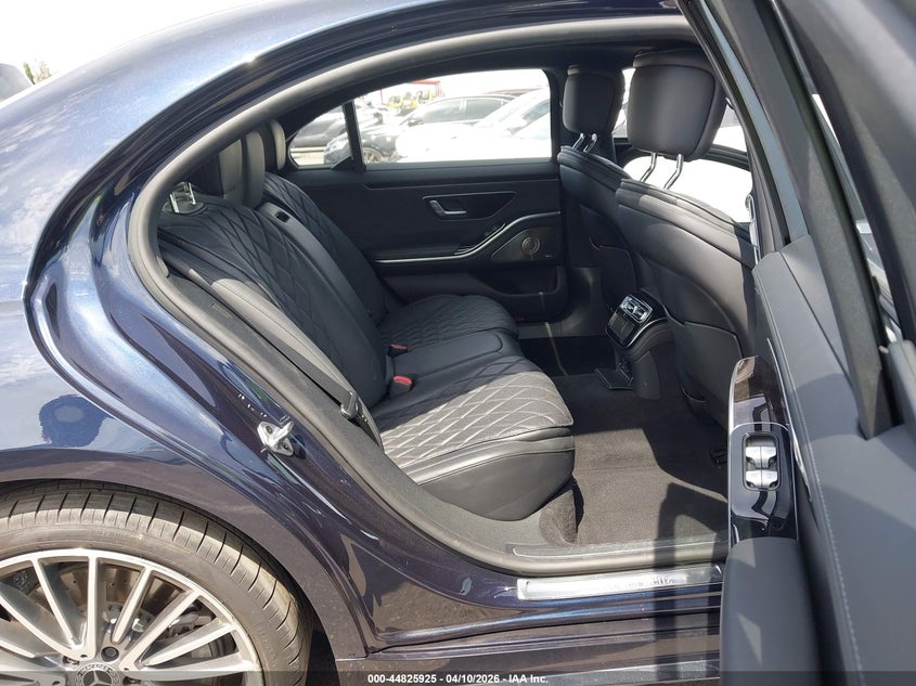 2022 Mercedes-Benz S 580 4Matic VIN: W1K6G7GB6NA160655 Lot: 44825925