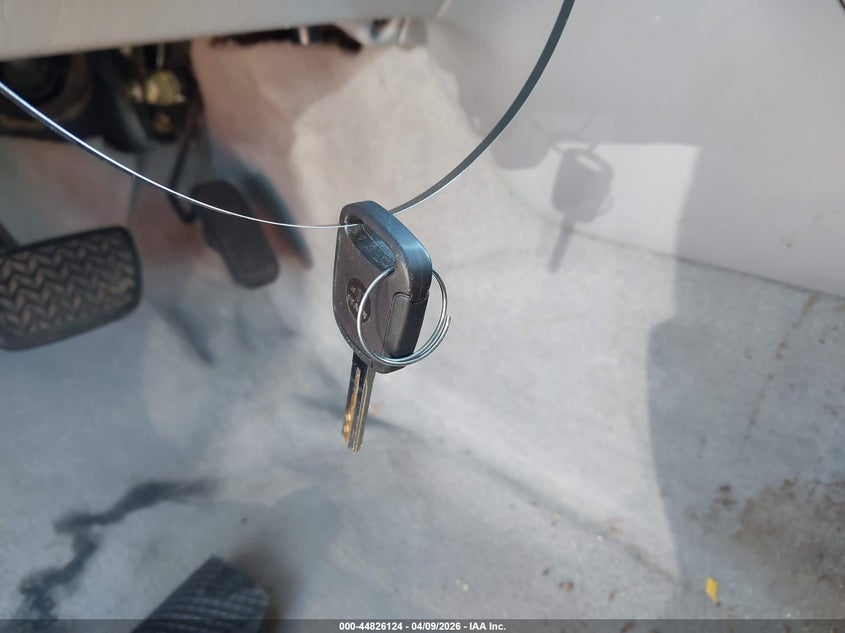 2005 Lexus Es 330 VIN: JTHBA30G455104200 Lot: 44826124