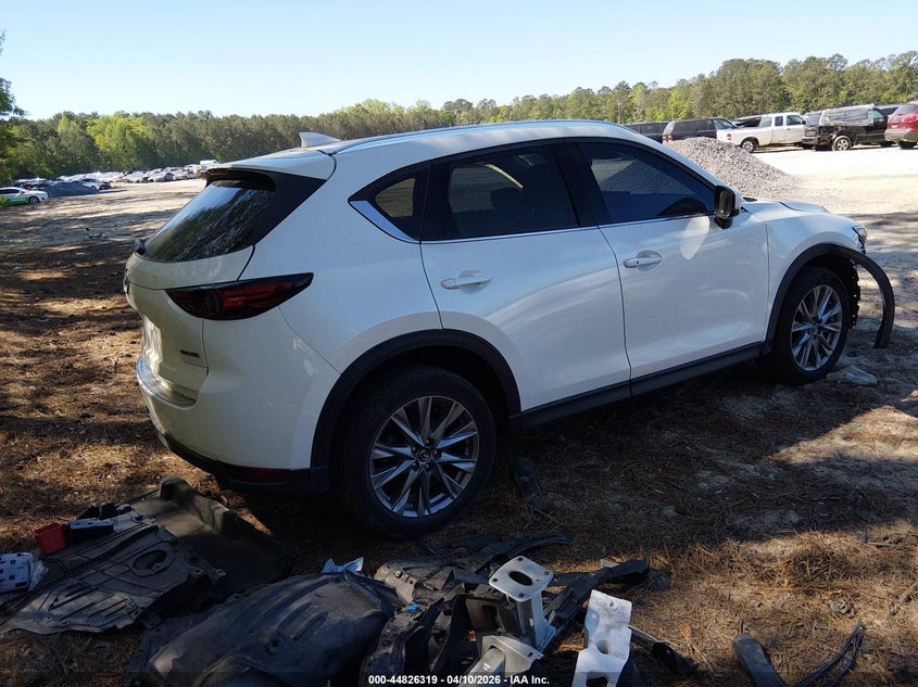 2021 Mazda Cx-5 2.5 Cx-5 Grand Touring white Lot 111044826319 Vin JM3KFADM3M0336605