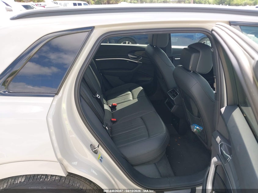 2022 Audi E-Tron Premium Plus Quattro VIN: WA1LAAGE7NB006529 Lot: 44826387